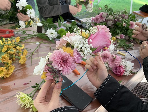 158 花かんむりとトーベ ムーミン公式サイト